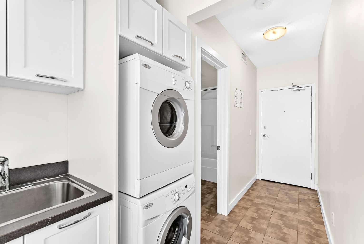 1403, 3830 Brentwood Road NW
