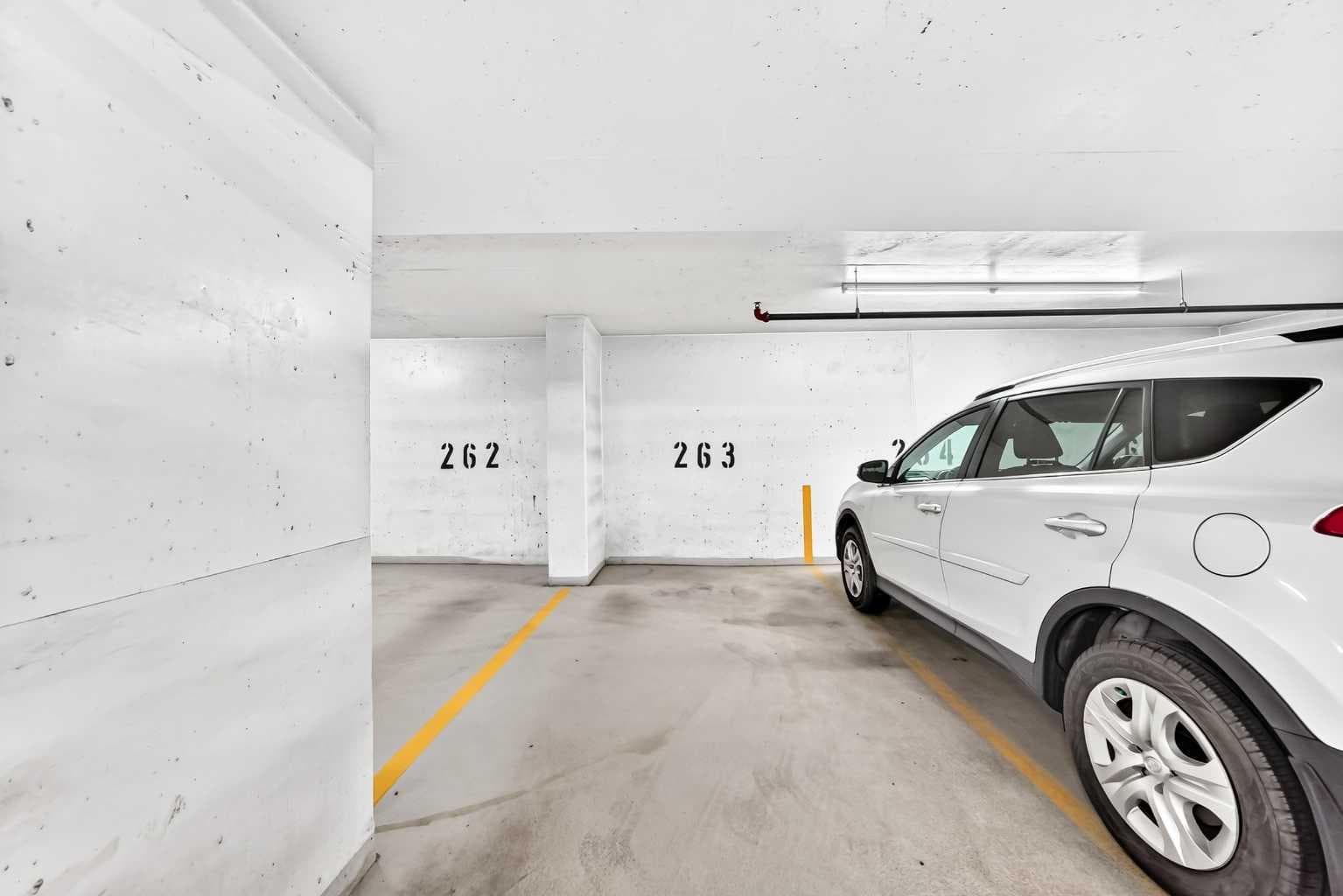 1403, 3830 Brentwood Road NW