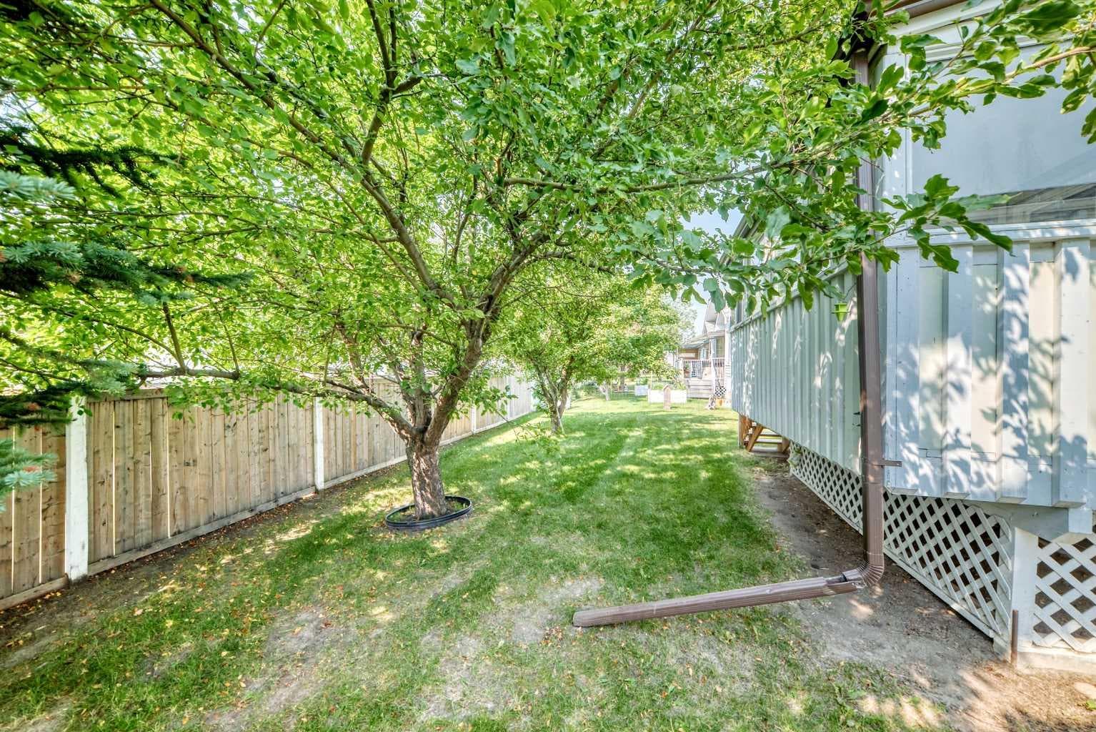 108 Woodside Close NW