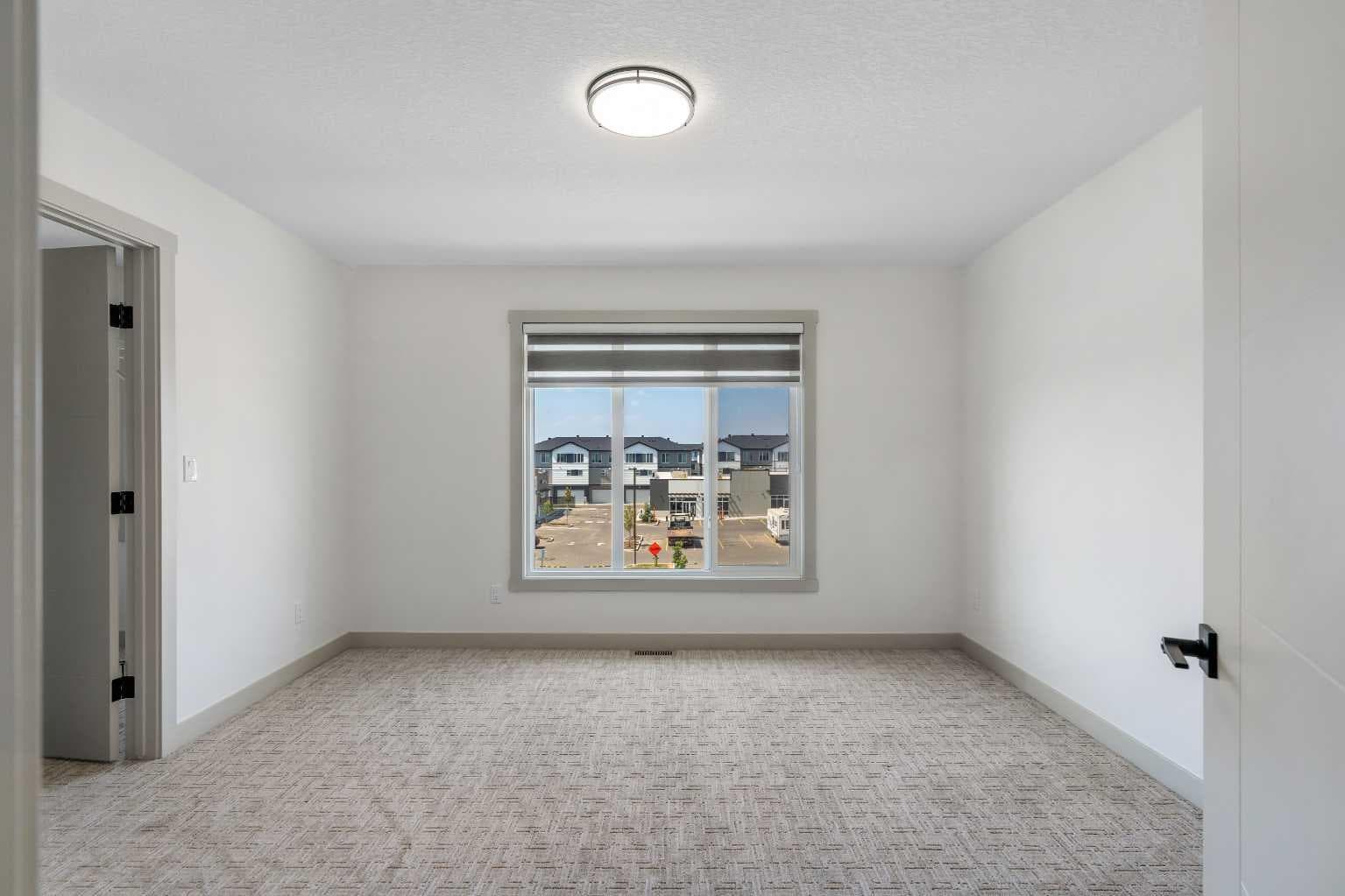 414 Corner Meadows Square NE