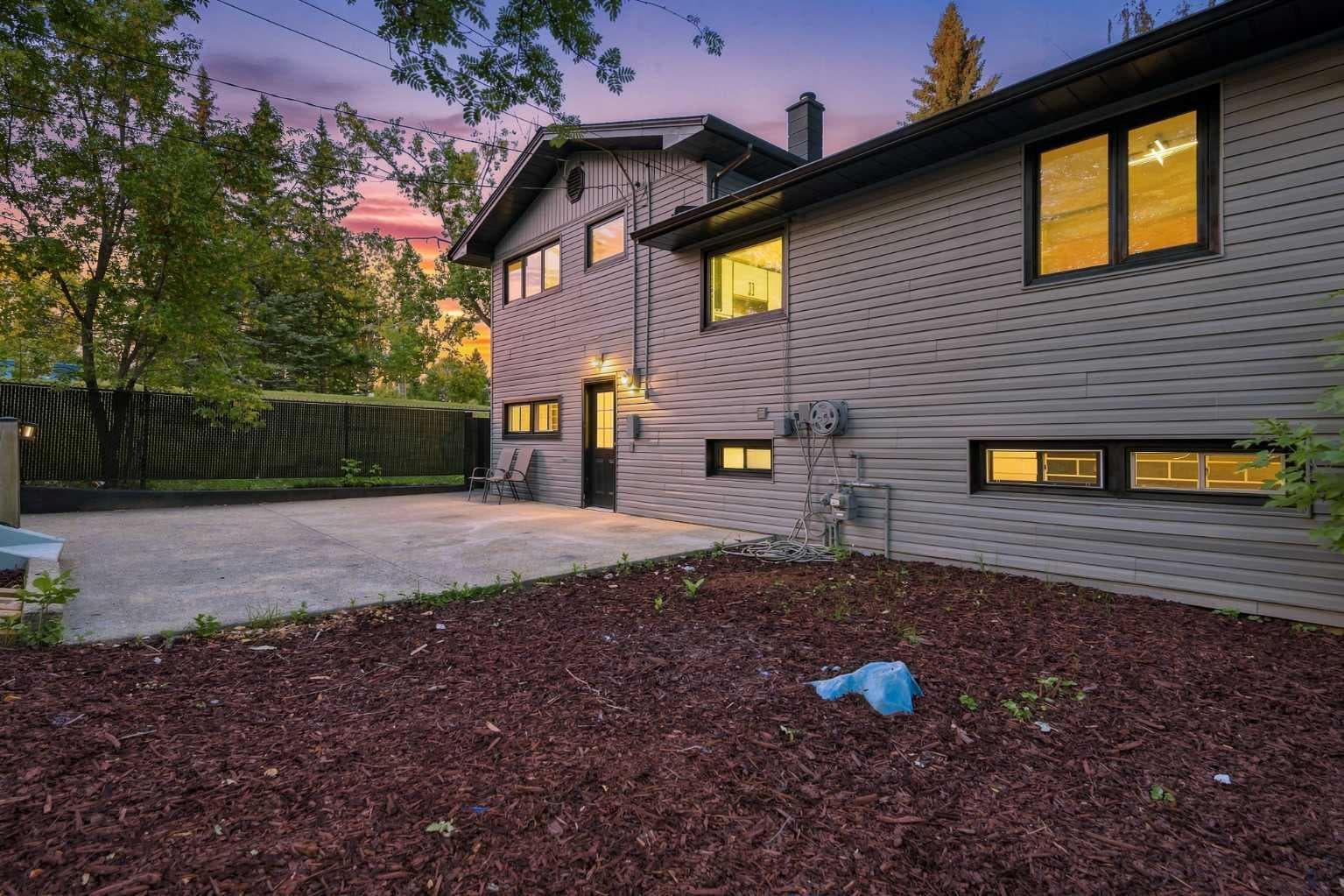67 Flavelle Road SE