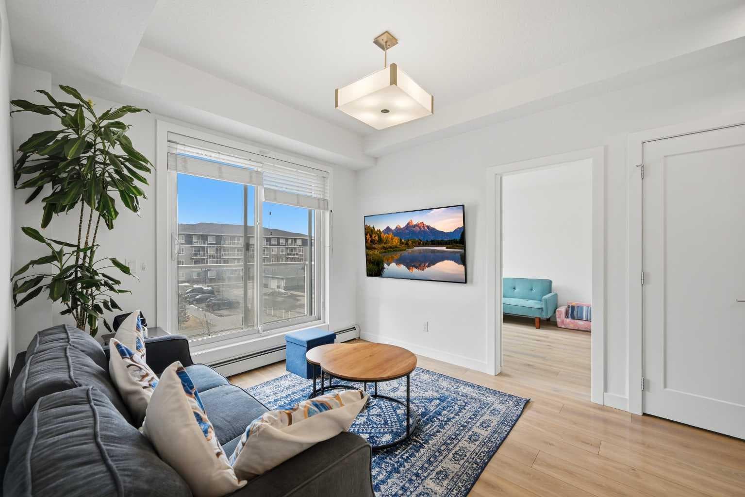 2303, 76 Cornerstone Passage NE