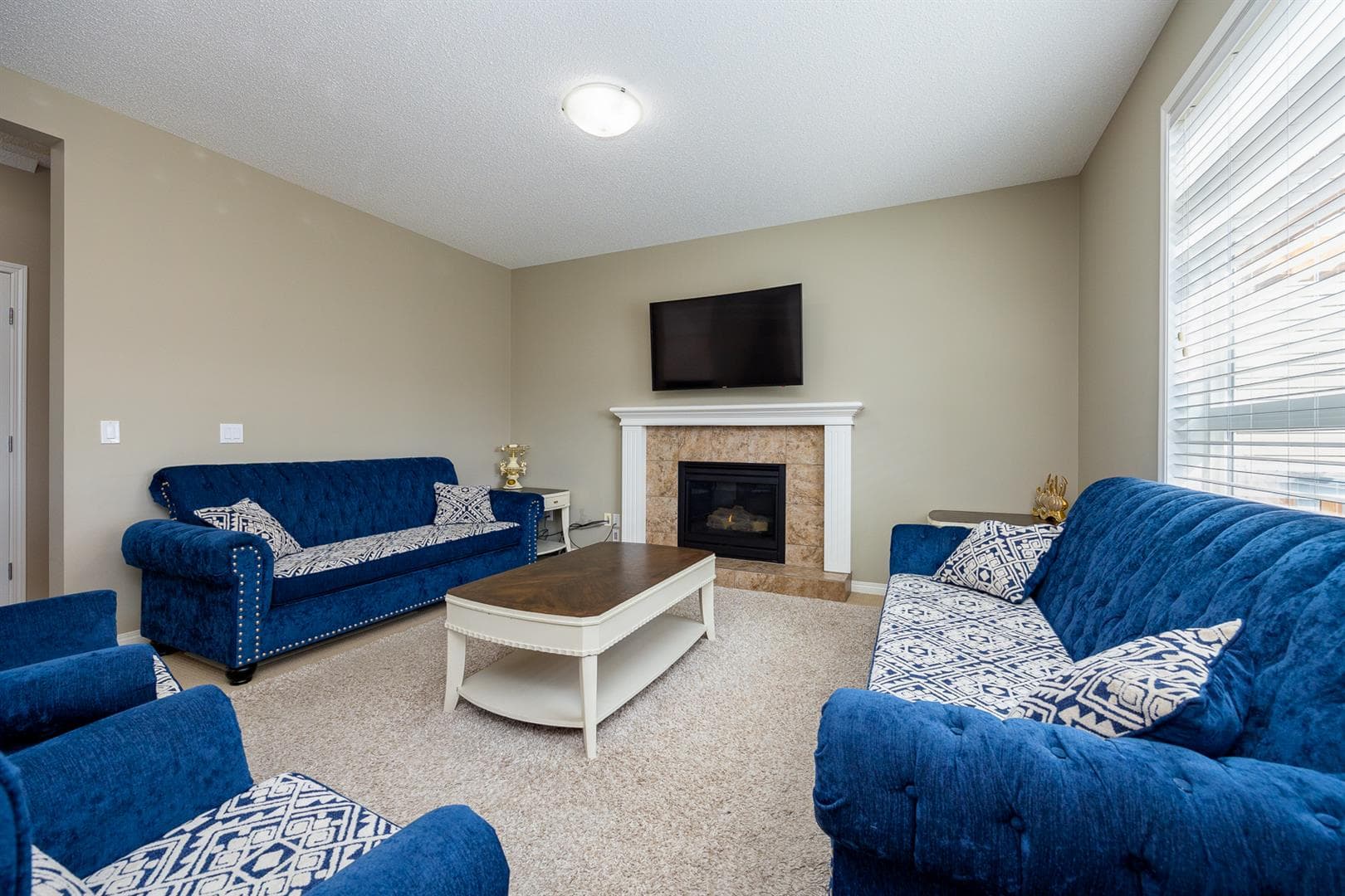 462 Williamstown Green NW