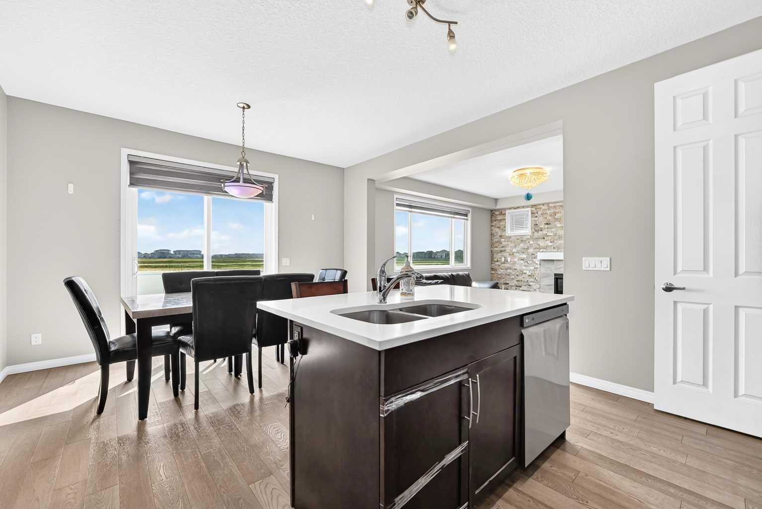247 Cityscape Way NE