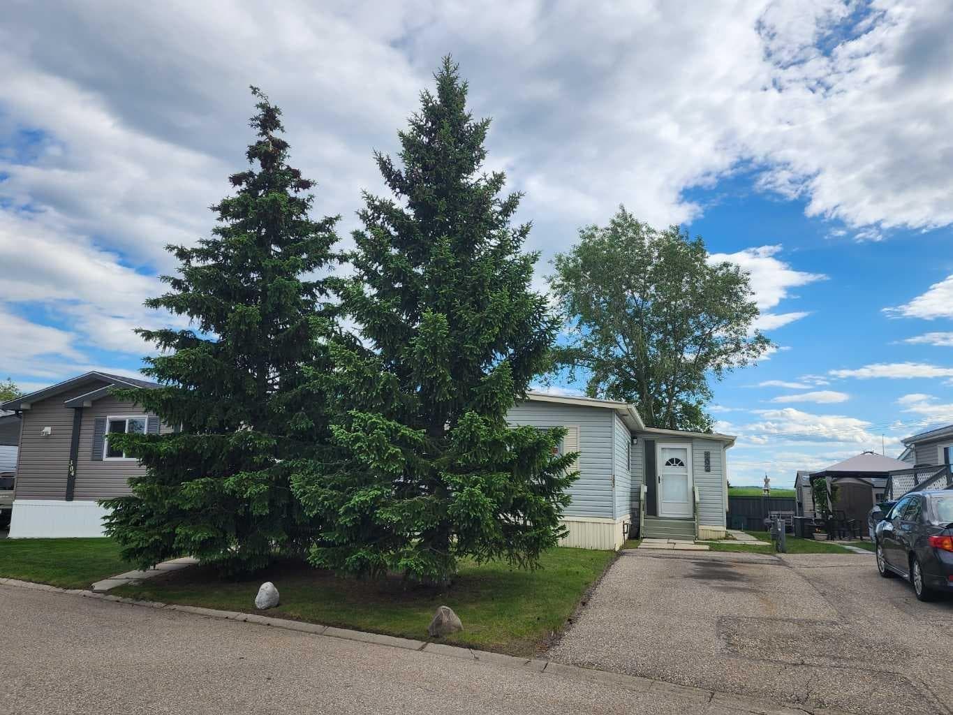 303, 99 Arbour Lake Road NW