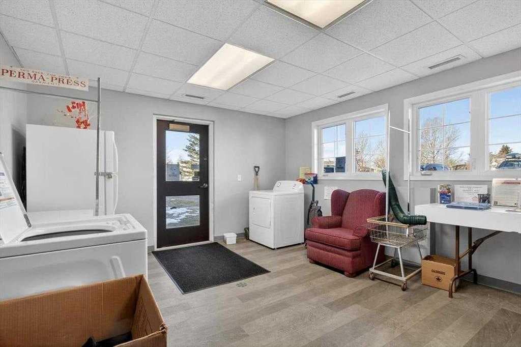 303, 99 Arbour Lake Road NW