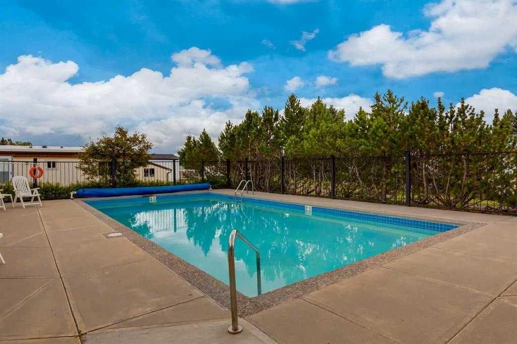 303, 99 Arbour Lake Road NW