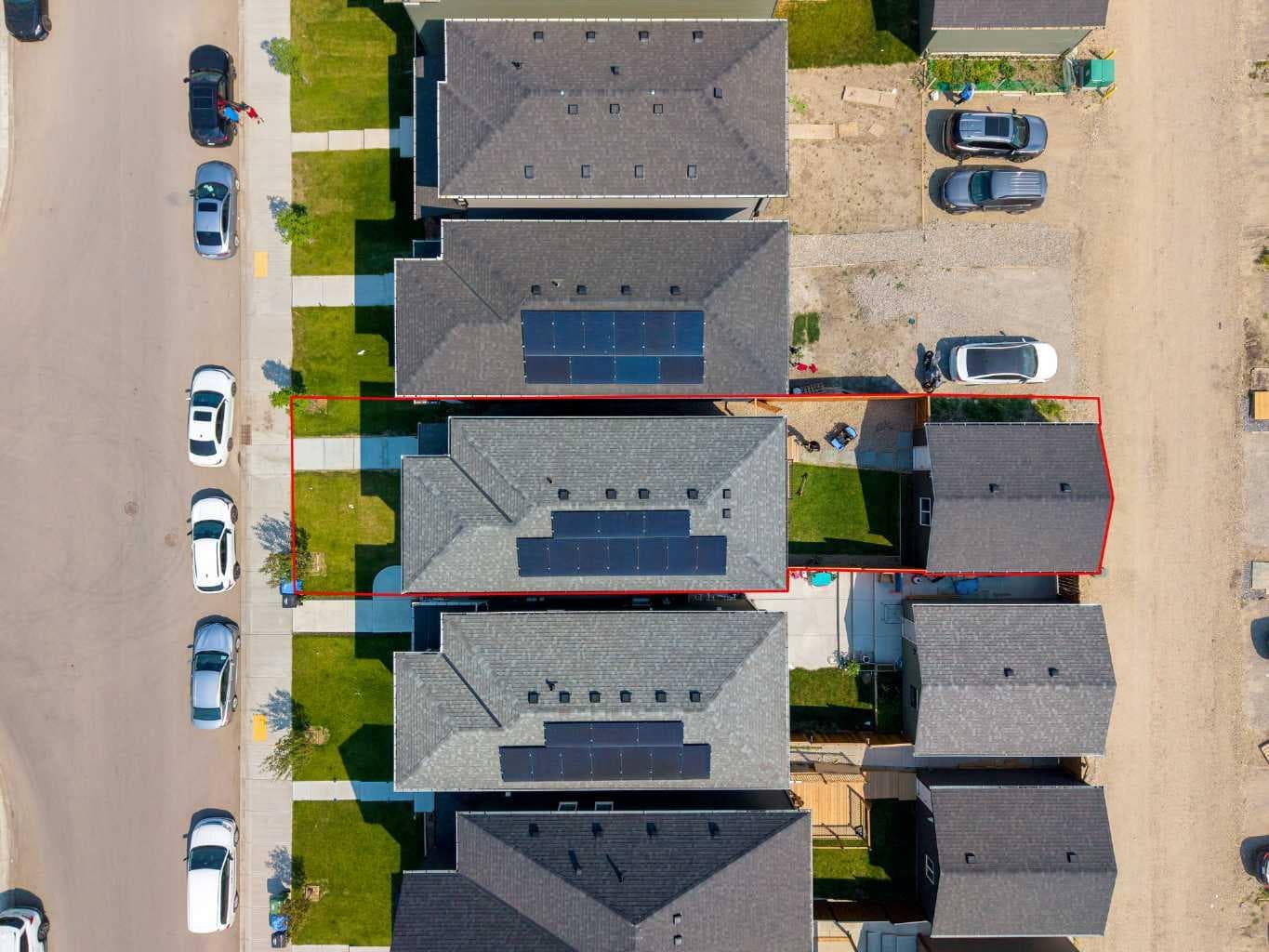 97 Corner Glen Way NE
