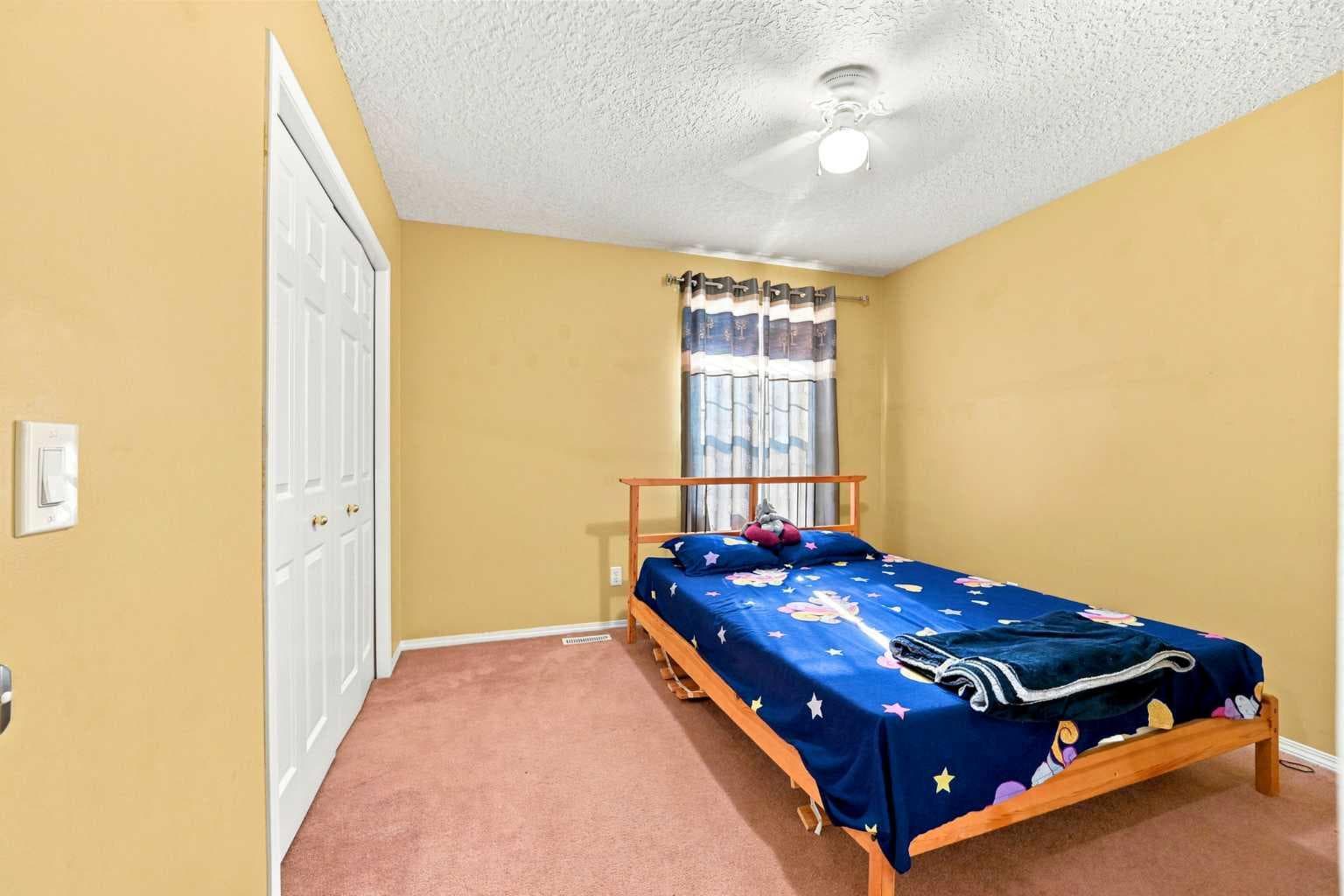 278 Martha's Manor NE