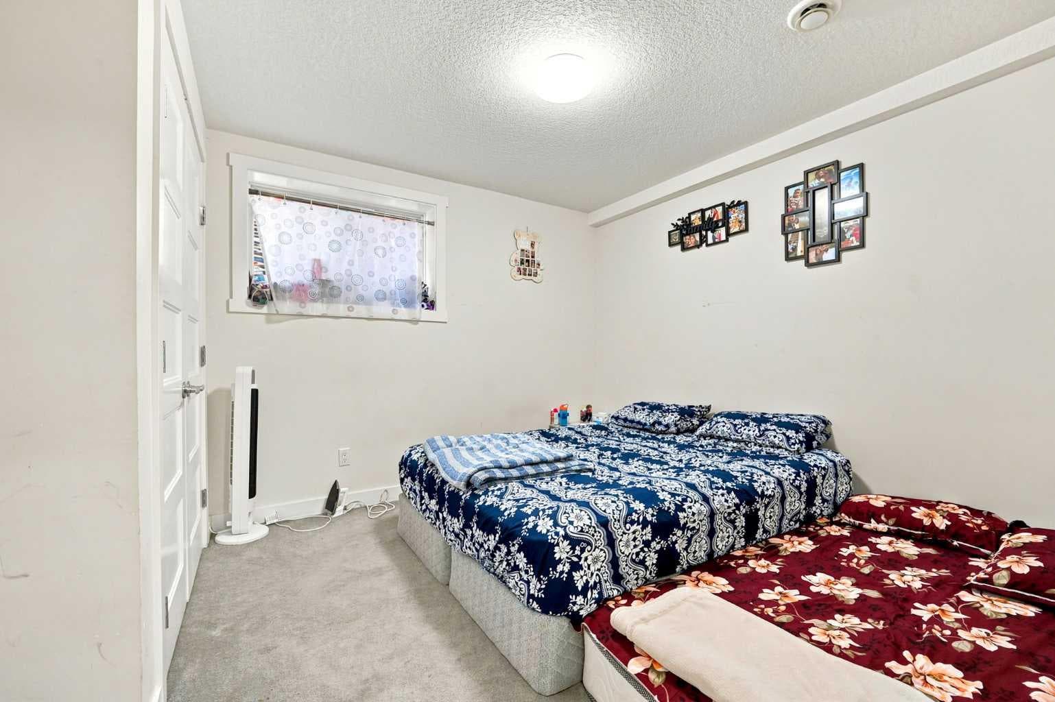 278 Martha's Manor NE