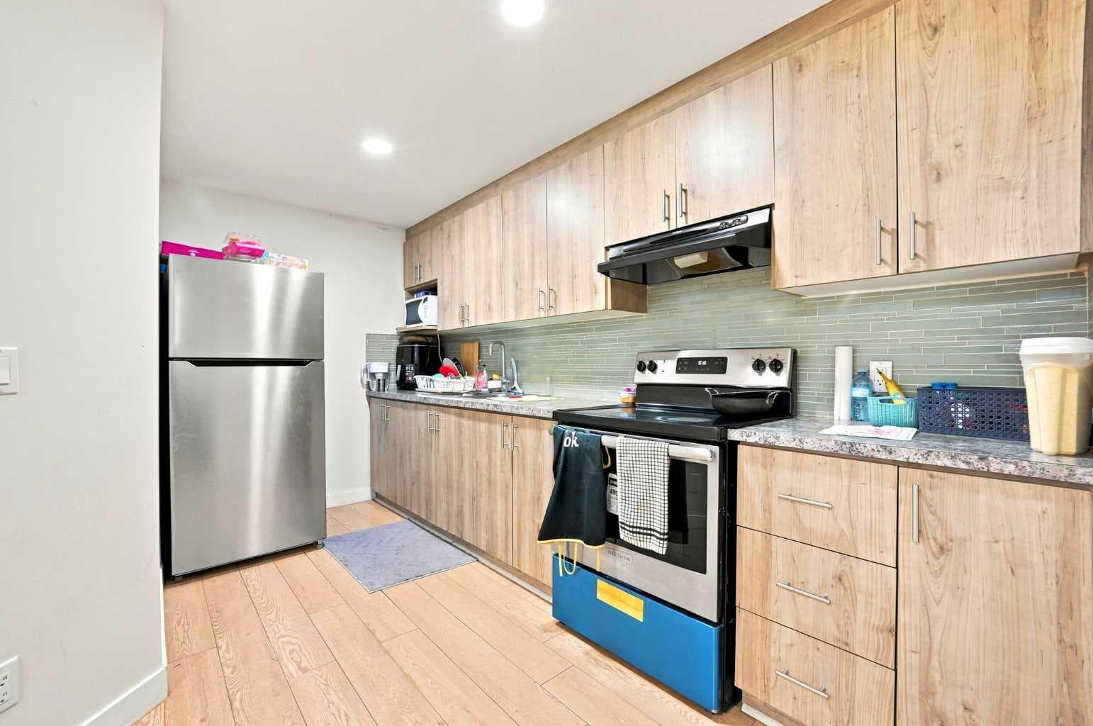 278 Martha's Manor NE