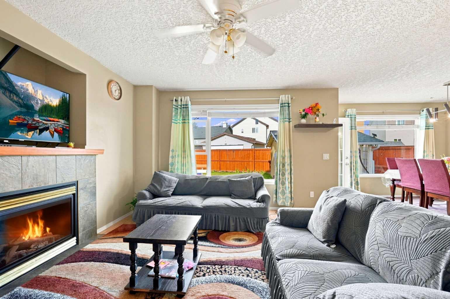 278 Martha's Manor NE