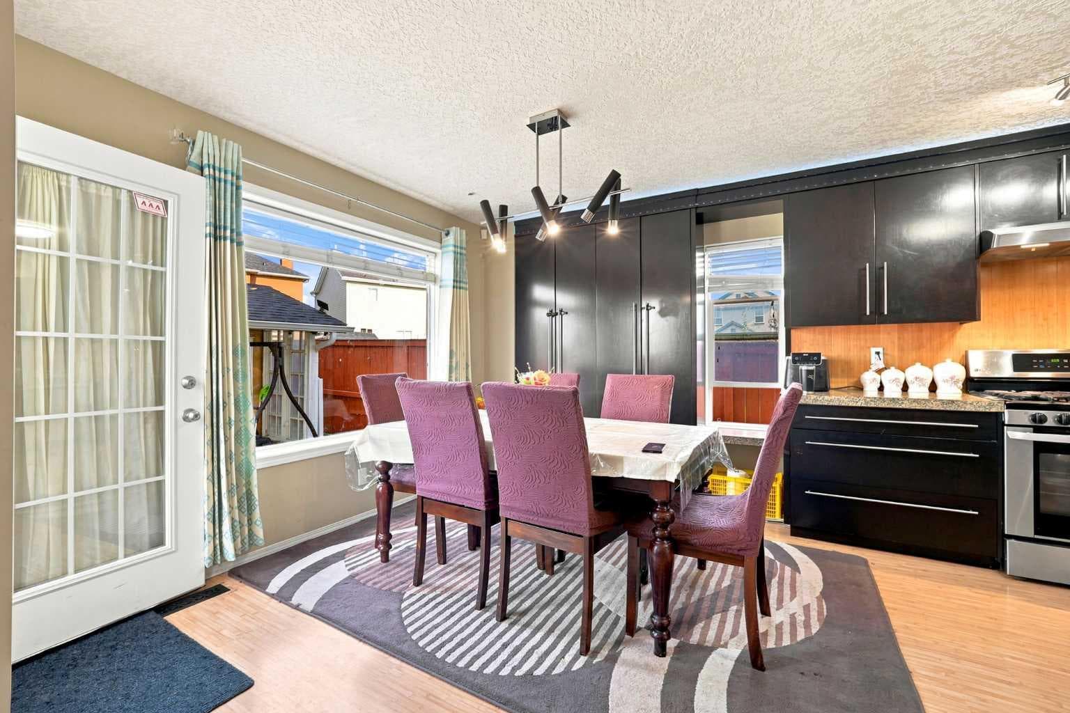 278 Martha's Manor NE
