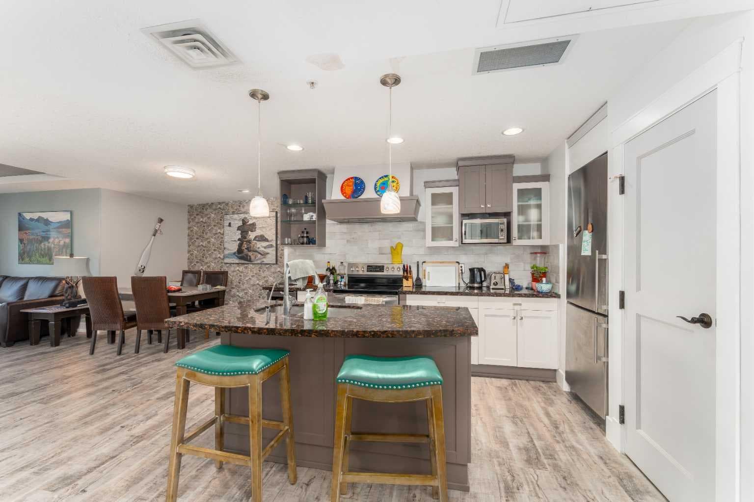 213, 173 Kananaskis Way 