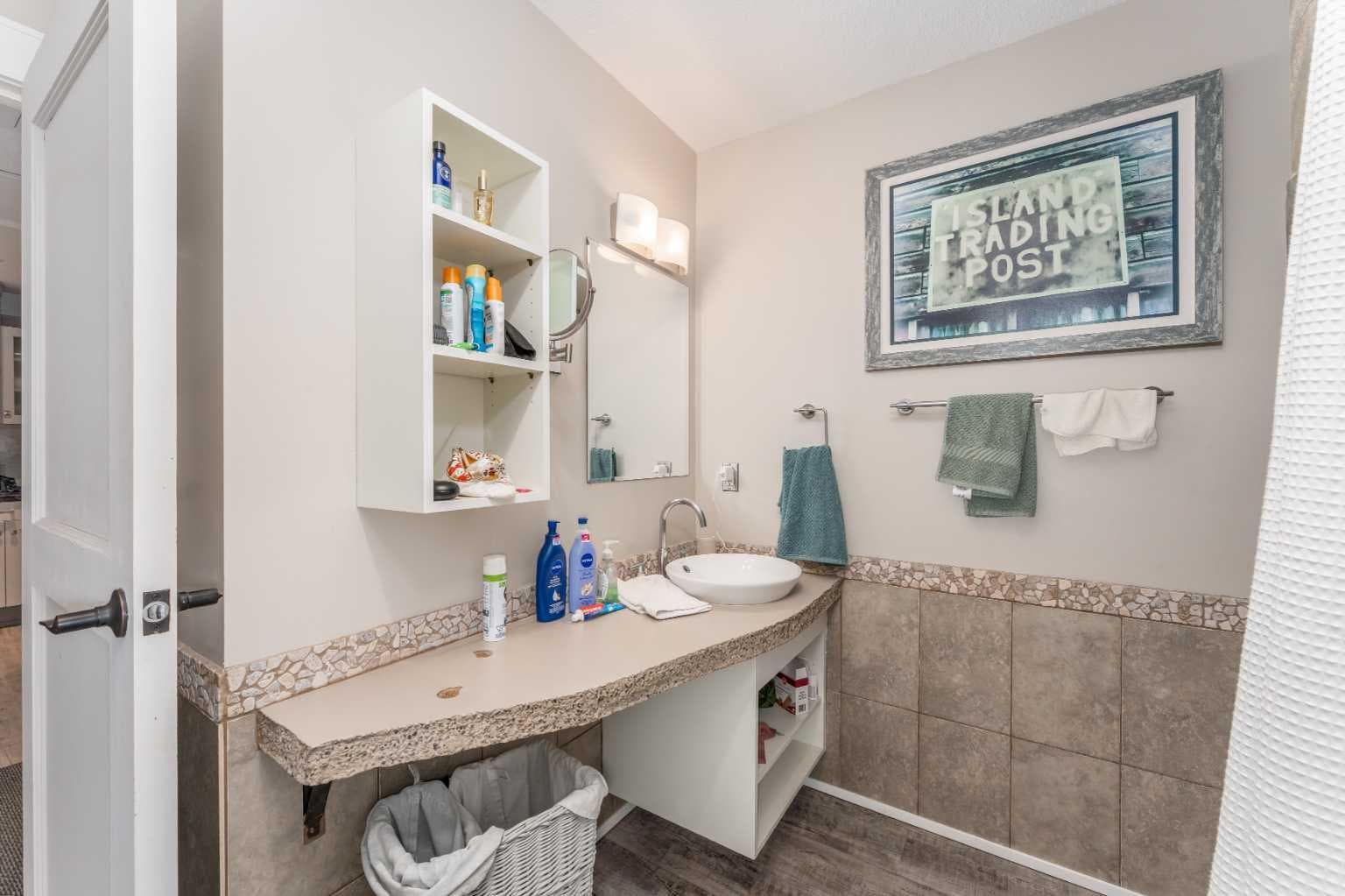 213, 173 Kananaskis Way 
