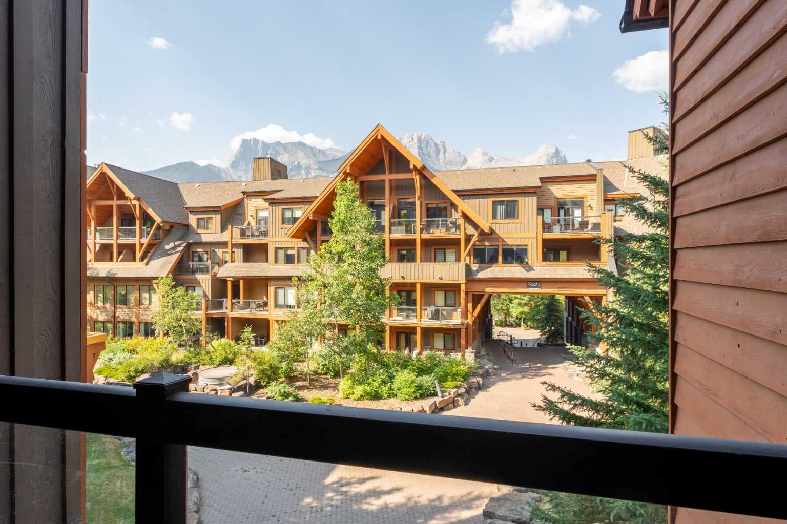213, 173 Kananaskis Way 