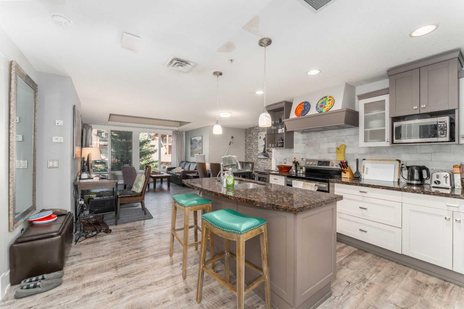 213, 173 Kananaskis Way 