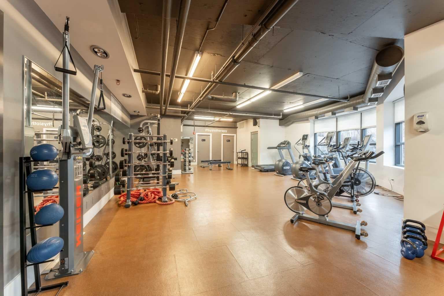 213, 173 Kananaskis Way 
