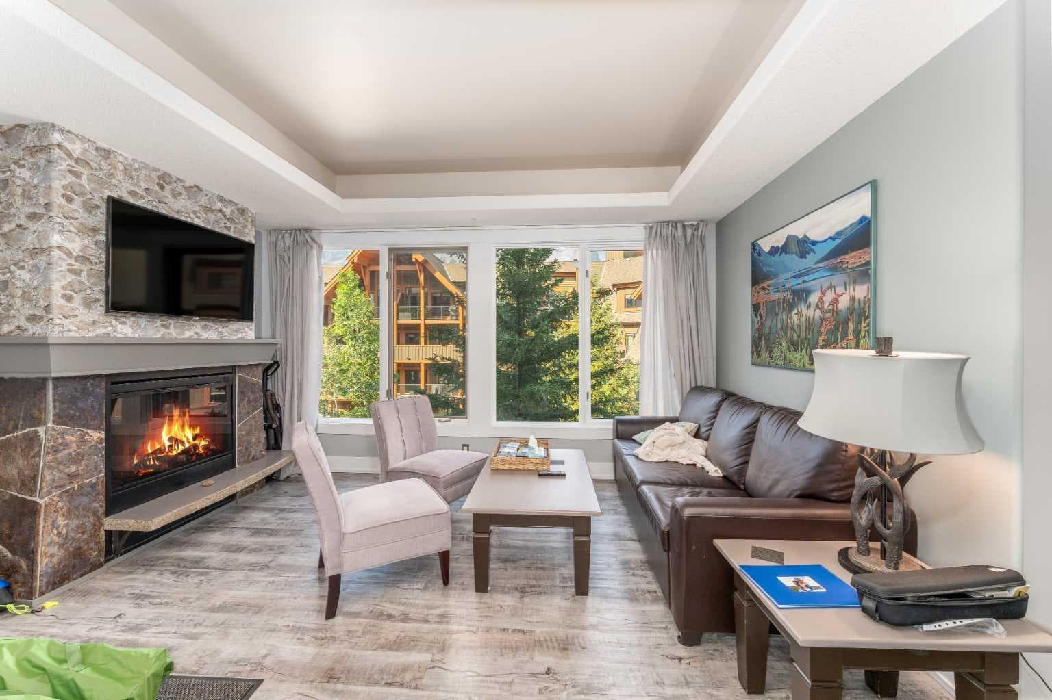 213, 173 Kananaskis Way 