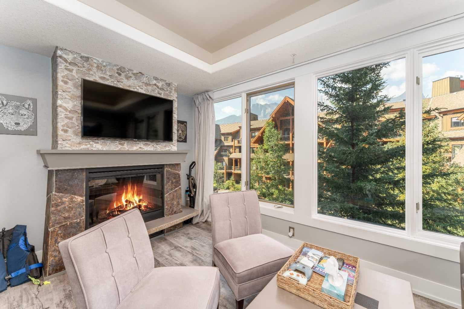 213, 173 Kananaskis Way 