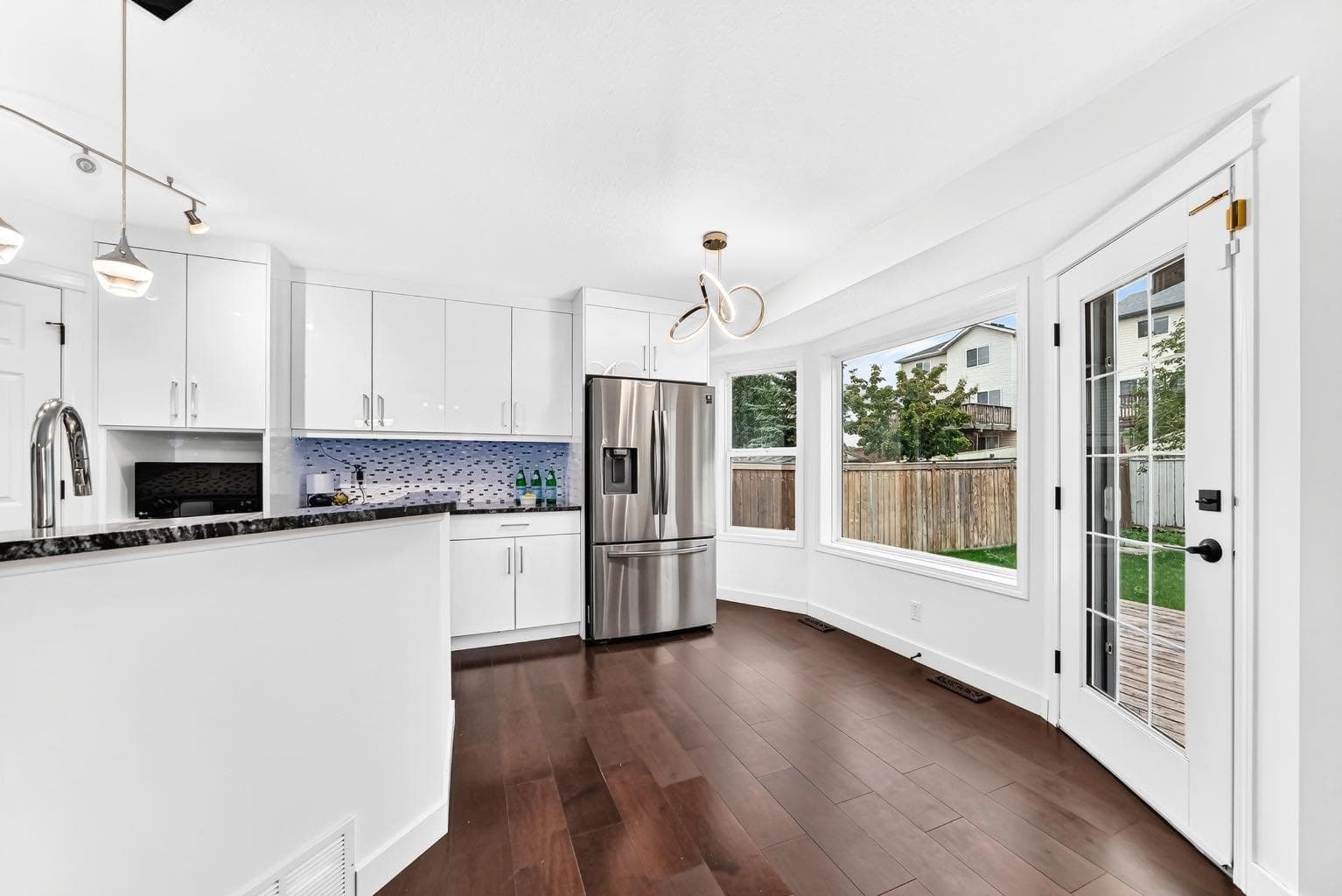 262 Coventry Court NE