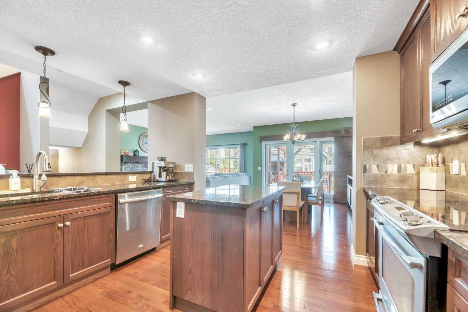 331 Mahogany Court SE