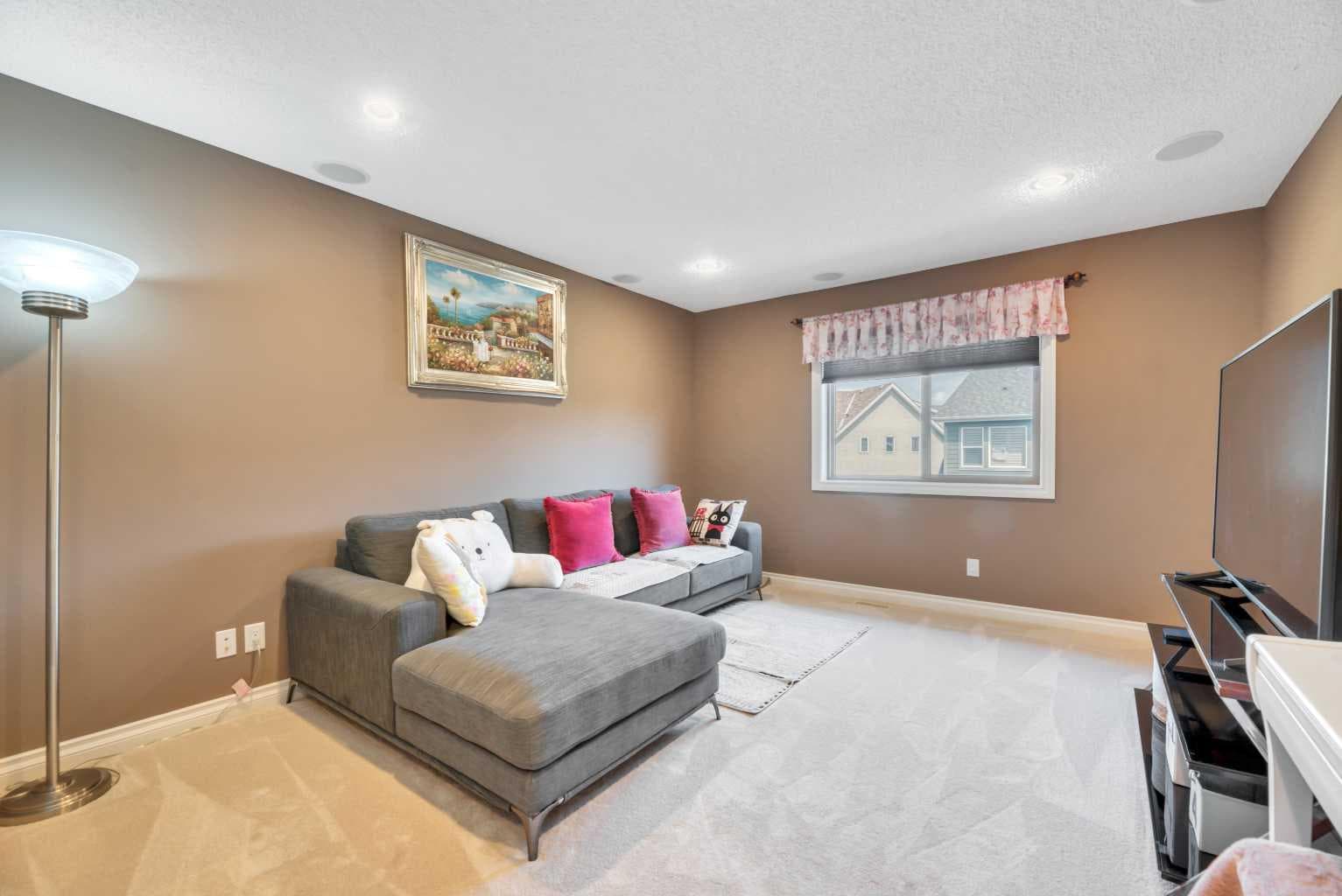 331 Mahogany Court SE