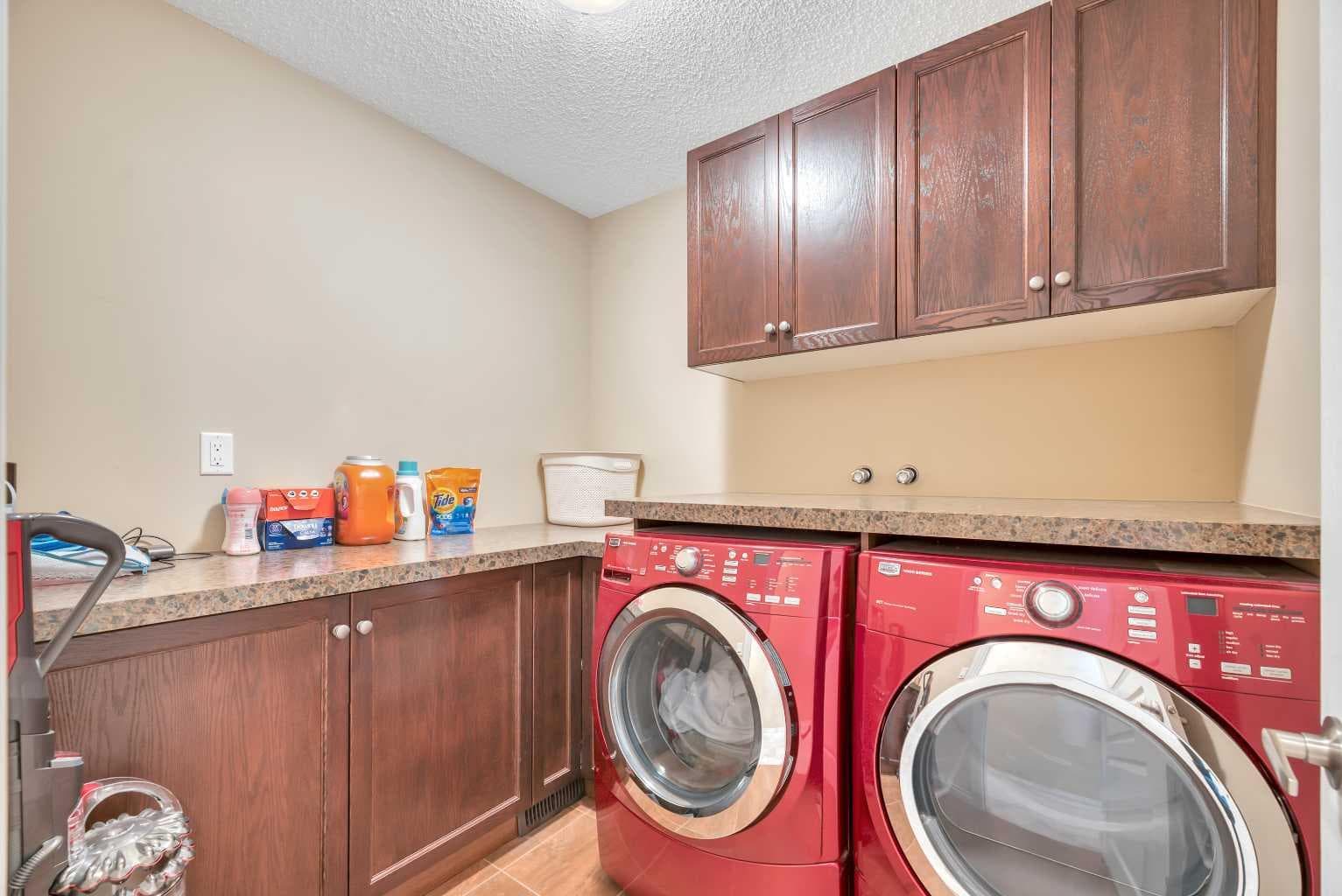 331 Mahogany Court SE