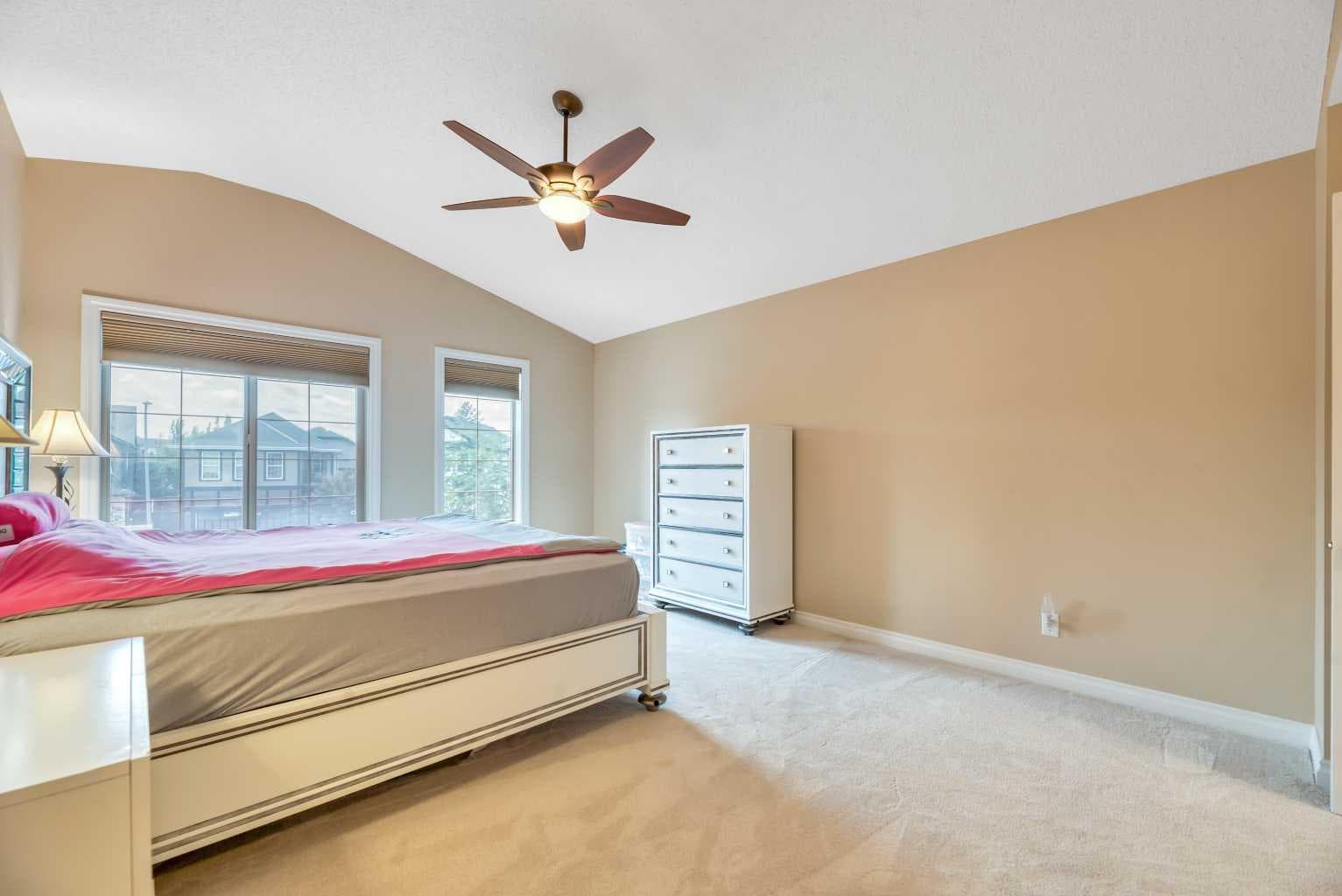 331 Mahogany Court SE
