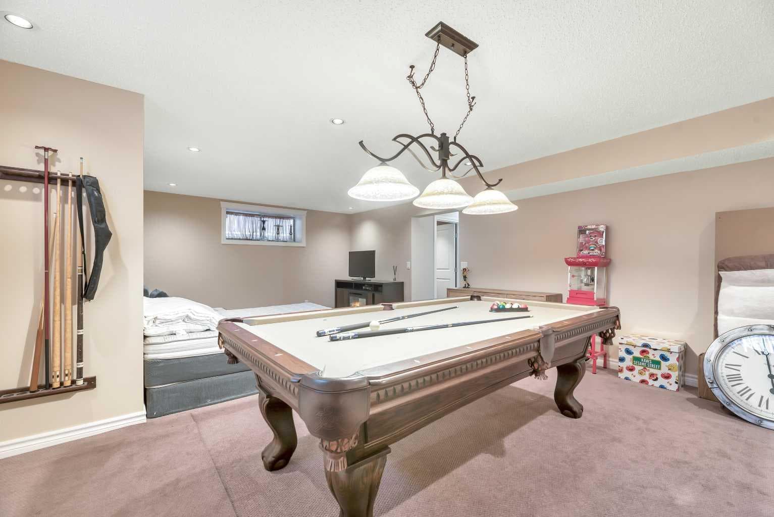 331 Mahogany Court SE
