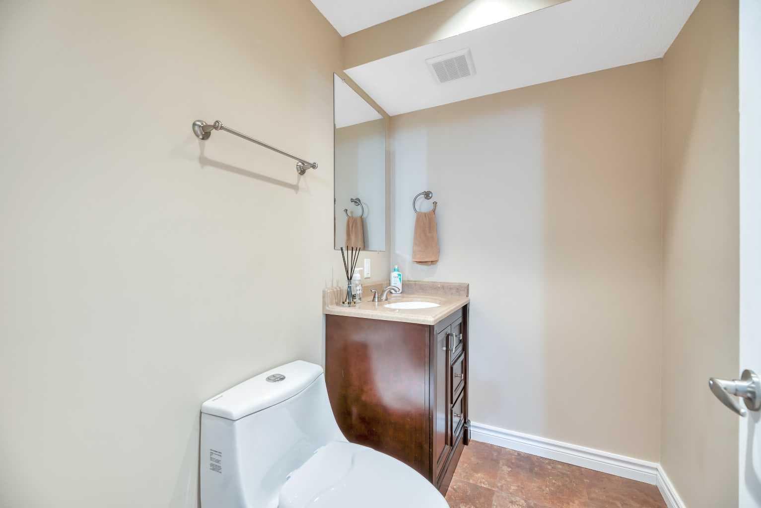 331 Mahogany Court SE