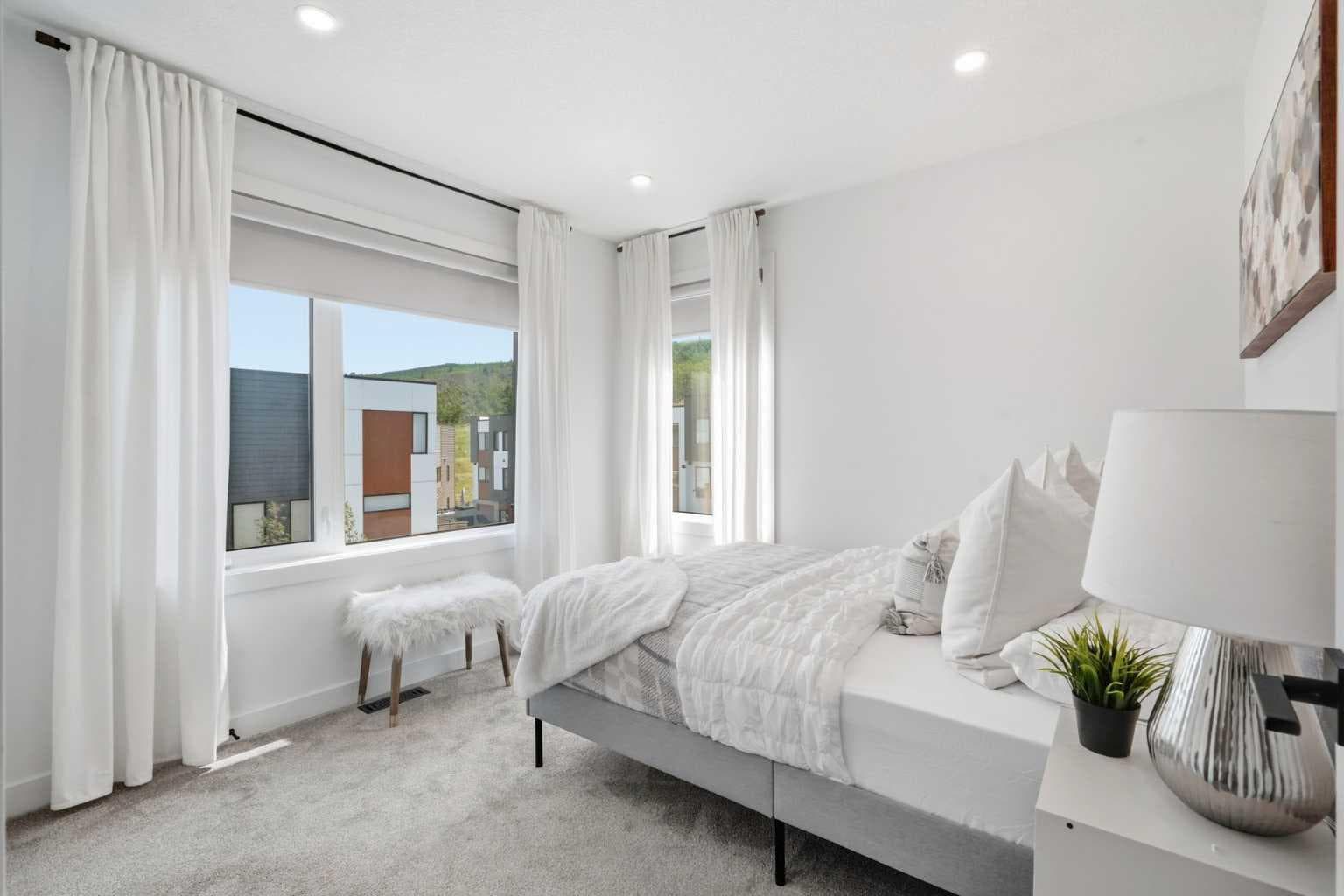 108 Na'a Heights SW