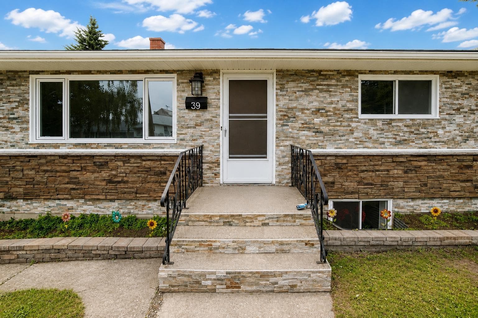 39 Healy Drive SW