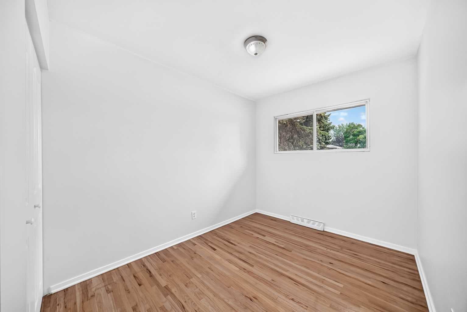 39 Healy Drive SW