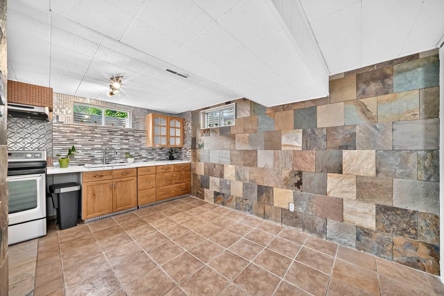 39 Healy Drive SW