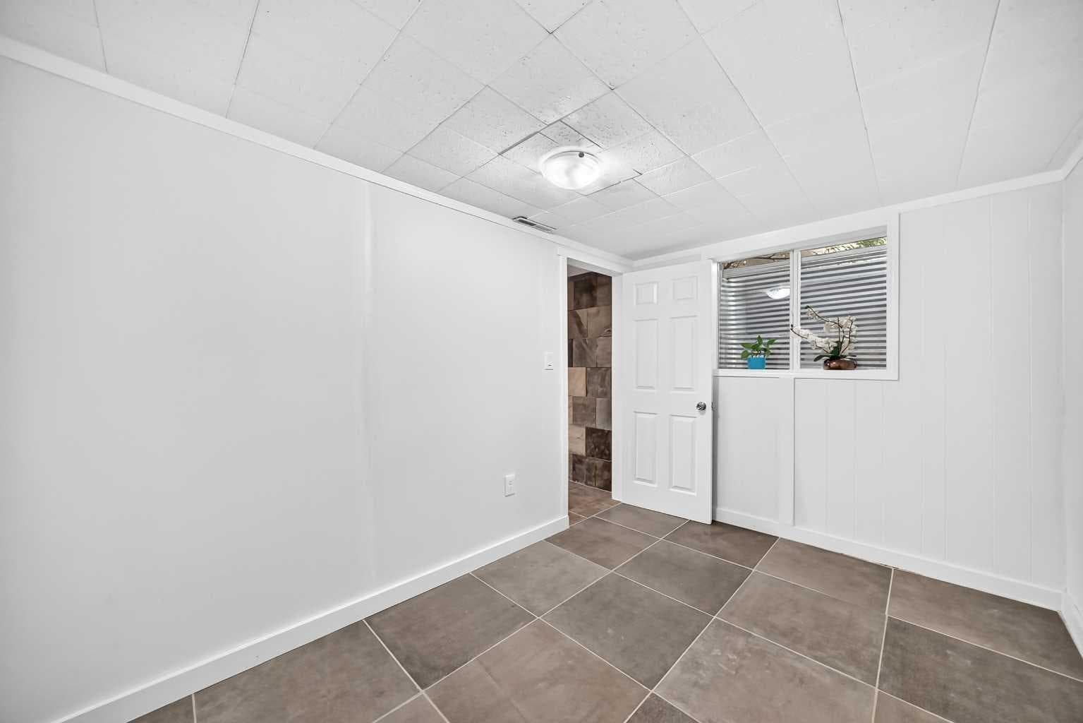 39 Healy Drive SW