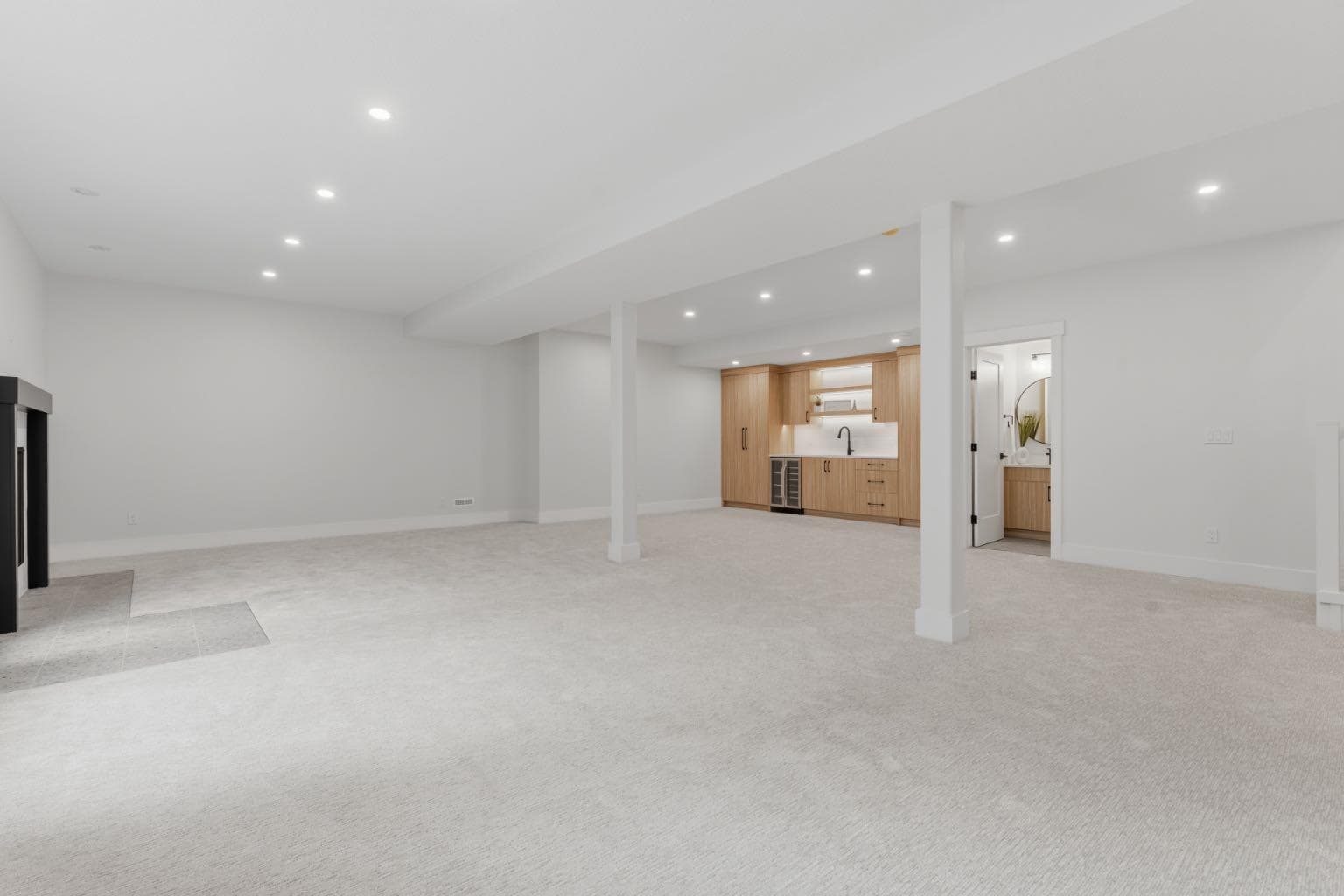 12 Prominence Point SW