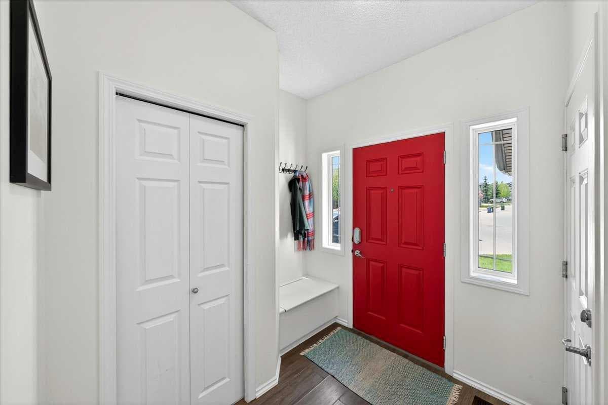 194 Everoak Gardens SW