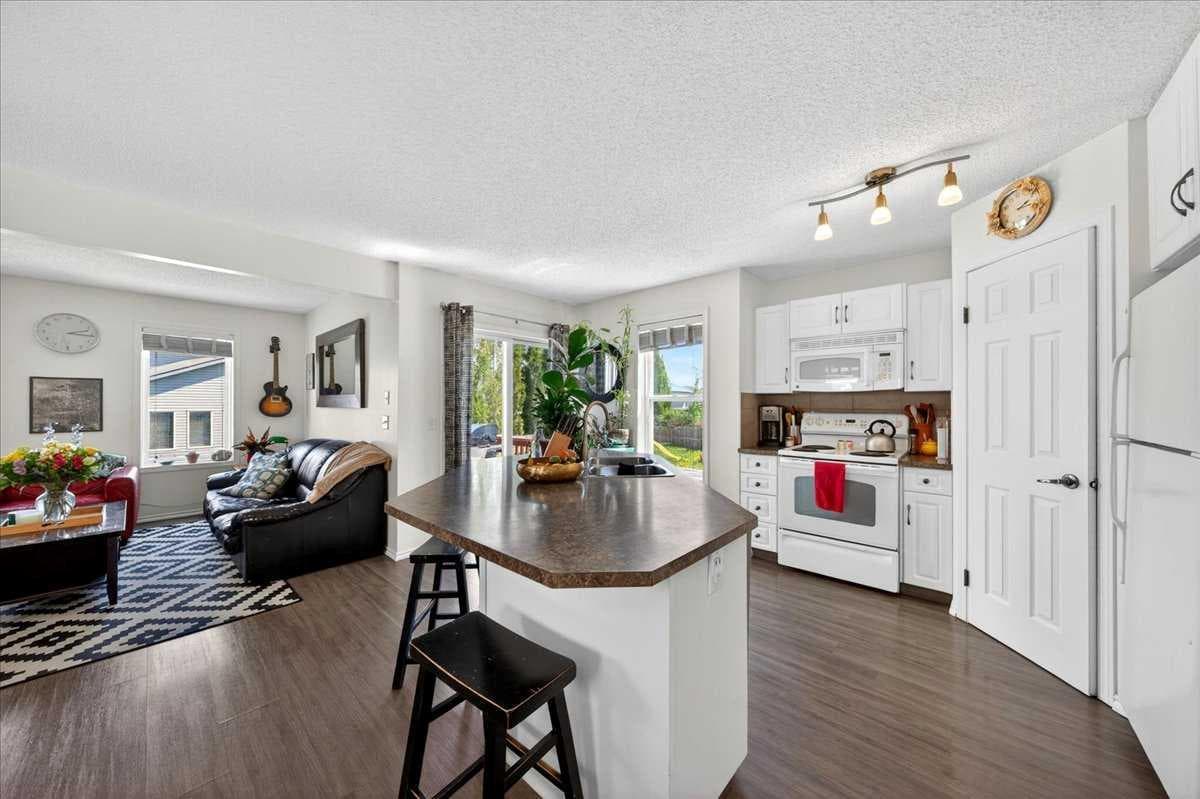 194 Everoak Gardens SW