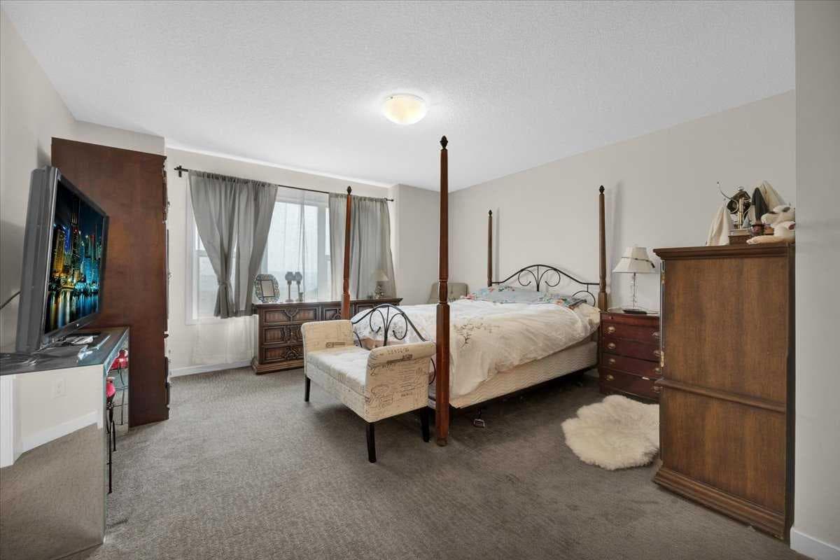 226 Sunset Point 