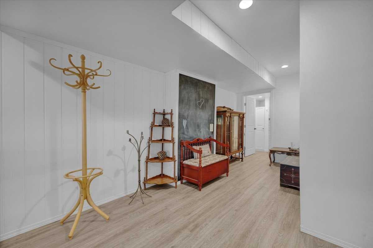226 Sunset Point 