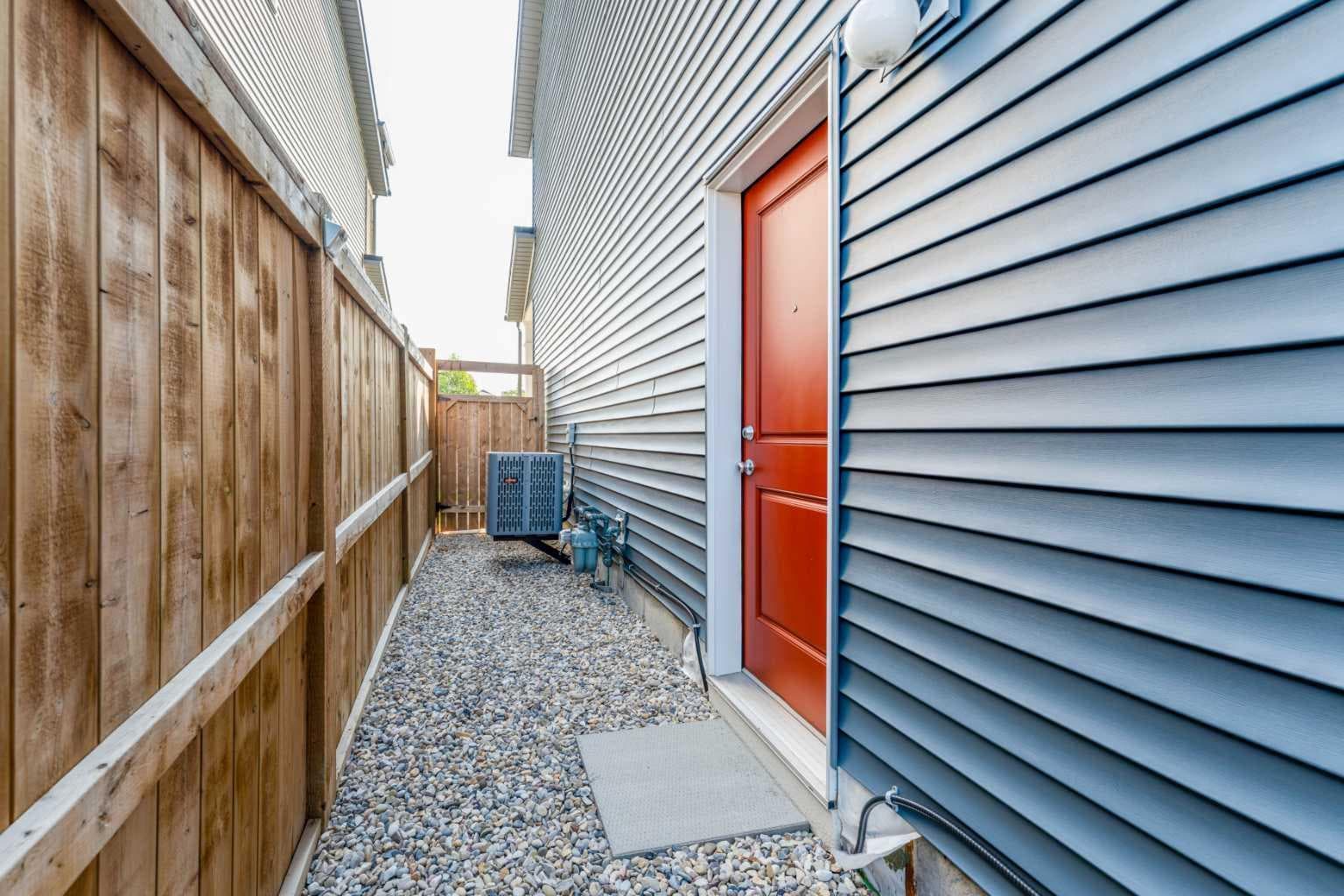 105 Highview Gate SE