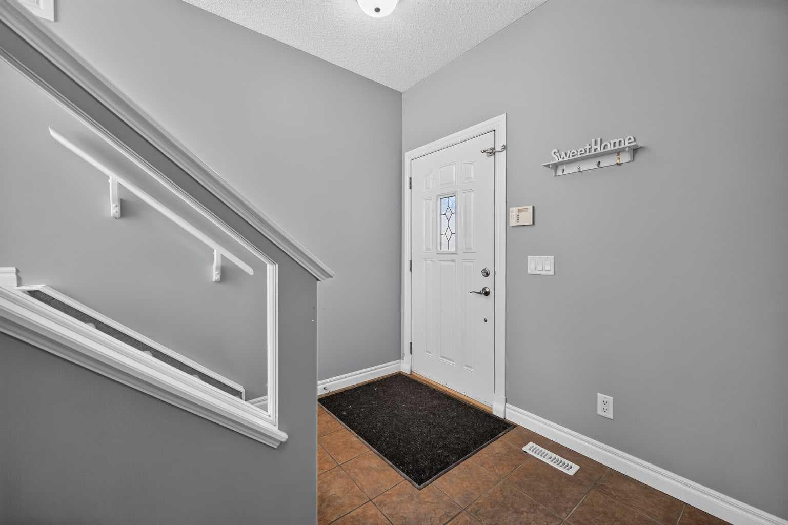 168 Covepark Rise NE