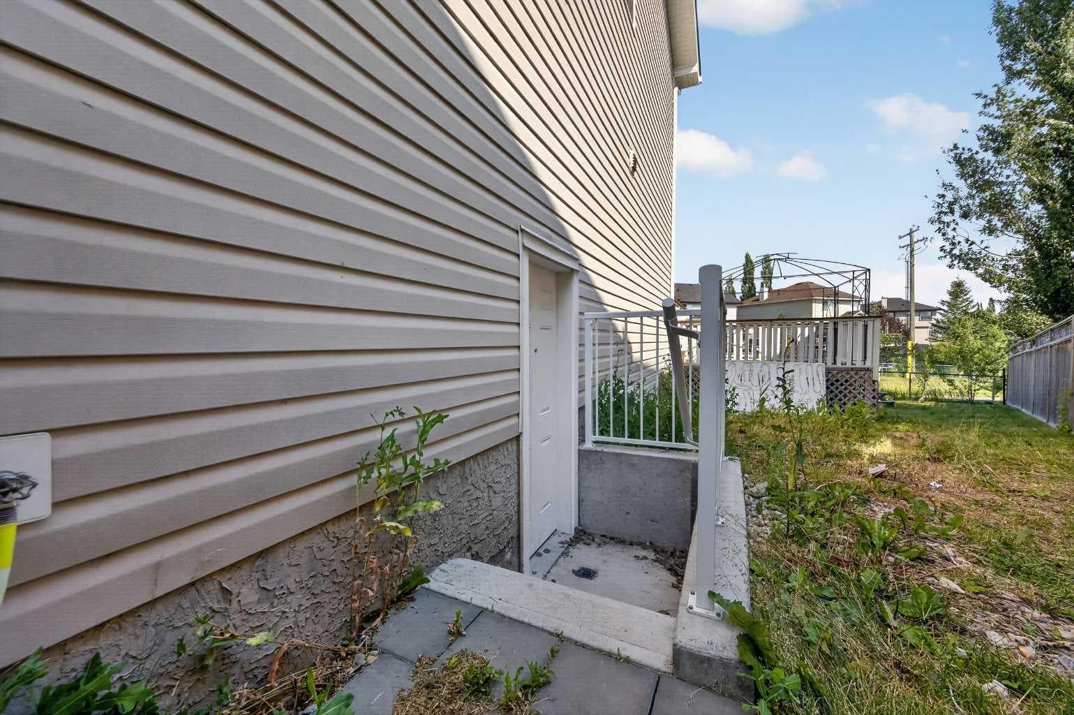 168 Covepark Rise NE