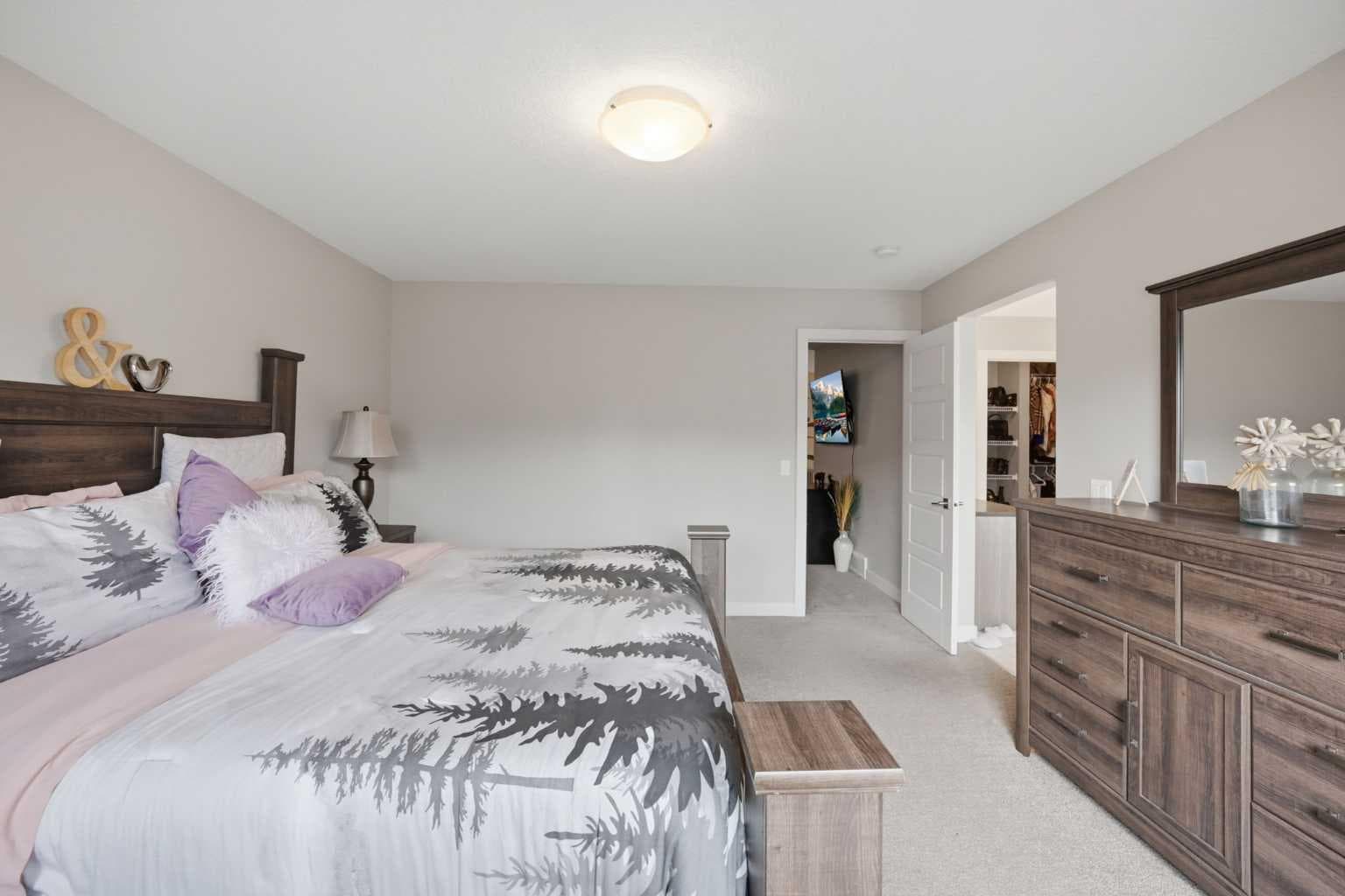 52 Sunrise Way 