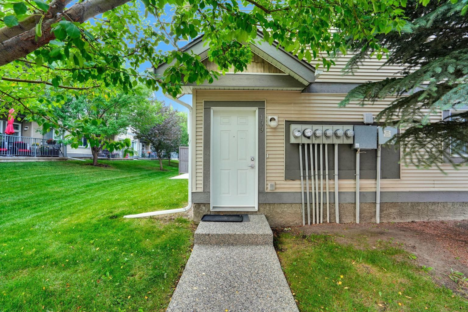 199 Cedarwood Lane SW
