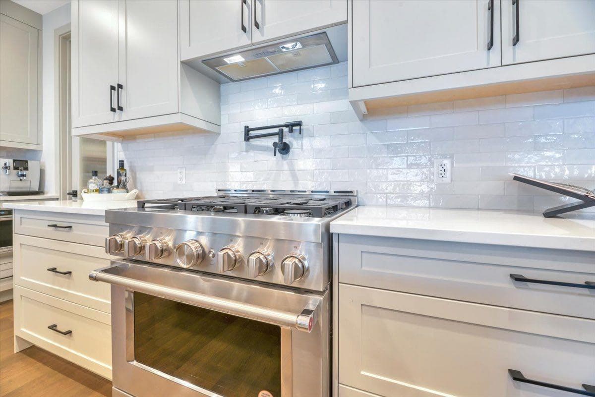 648 Shawnee Terrace SW