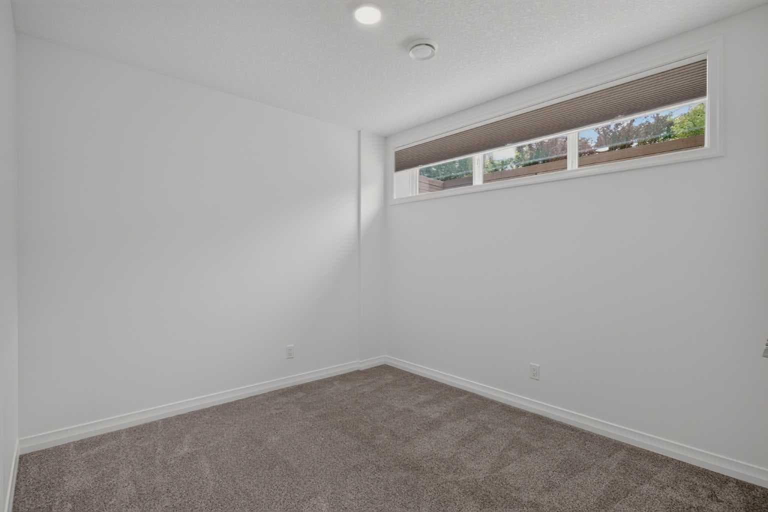 358 Marina Cove SE