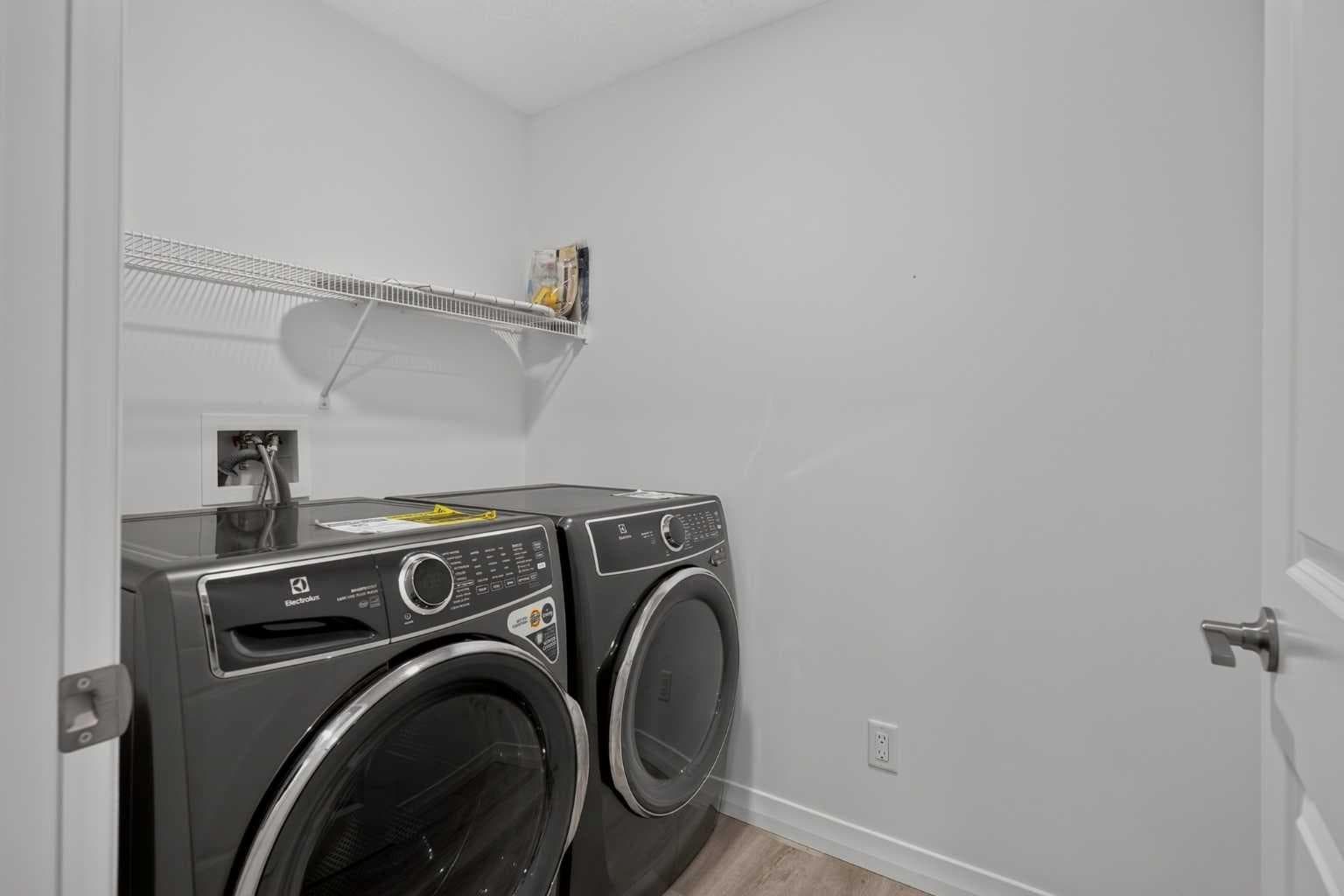 358 Marina Cove SE