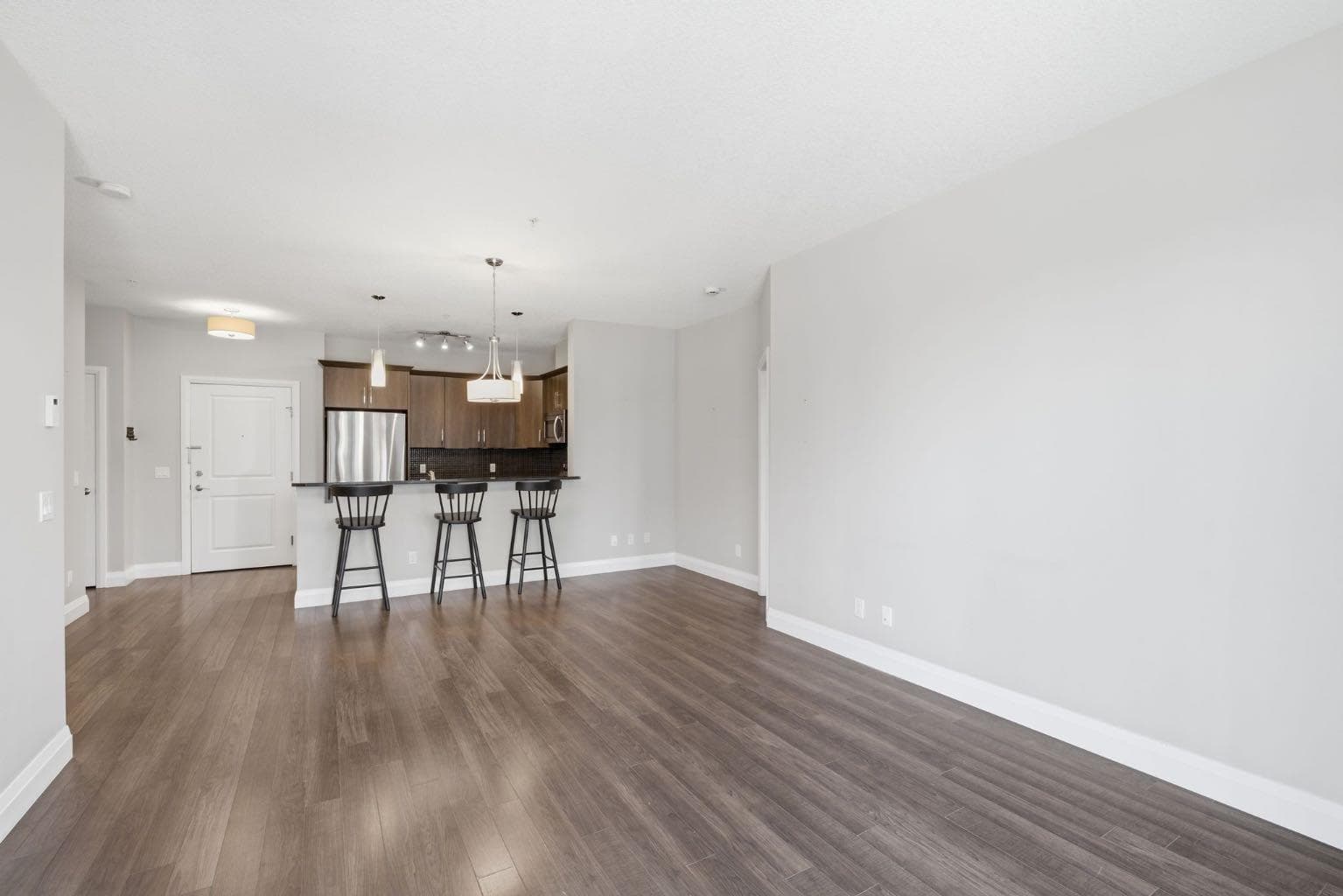 2208, 15 Sunset Square 